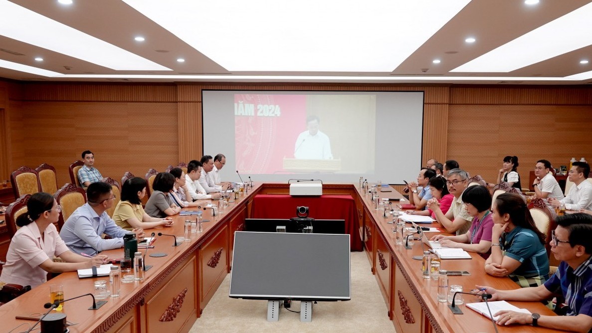 Đảng ủy Bộ Tài chính dự Hội nghị Báo cáo viên Trung ương tháng 8/2024