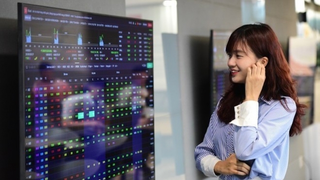 Tỷ giá hạ nhiệt sẽ thúc đẩy tăng trưởng lợi nhuận nhóm phi tài chính hai quý cuối năm?