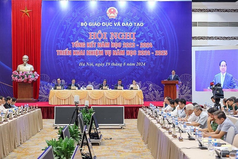 Thủ tướng: Quan tâm giáo dục và đào tạo để tạo động lực, nguồn lực phát triển đất nước nhanh và bền vững