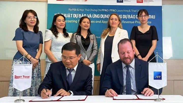 Thêm cơ hội cho nghề lập kế hoạch và phân tích tài chính
