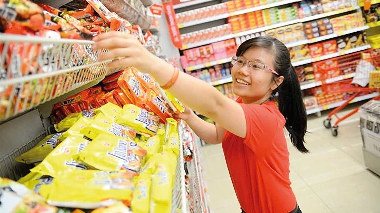 Nên sớm bãi bỏ quy định miễn thuế nhập khẩu hàng giá trị nhỏ