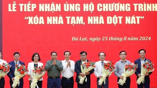 Thủ tướng: Không để ai phải ở trong nhà tạm, nhà dột nát