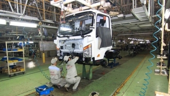 Local car makers to benefit from 50% registration fee cut