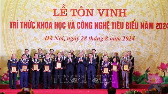 Đội ngũ trí thức phải có nhận thức mới, tư duy khoa học gắn giải pháp thiết thực