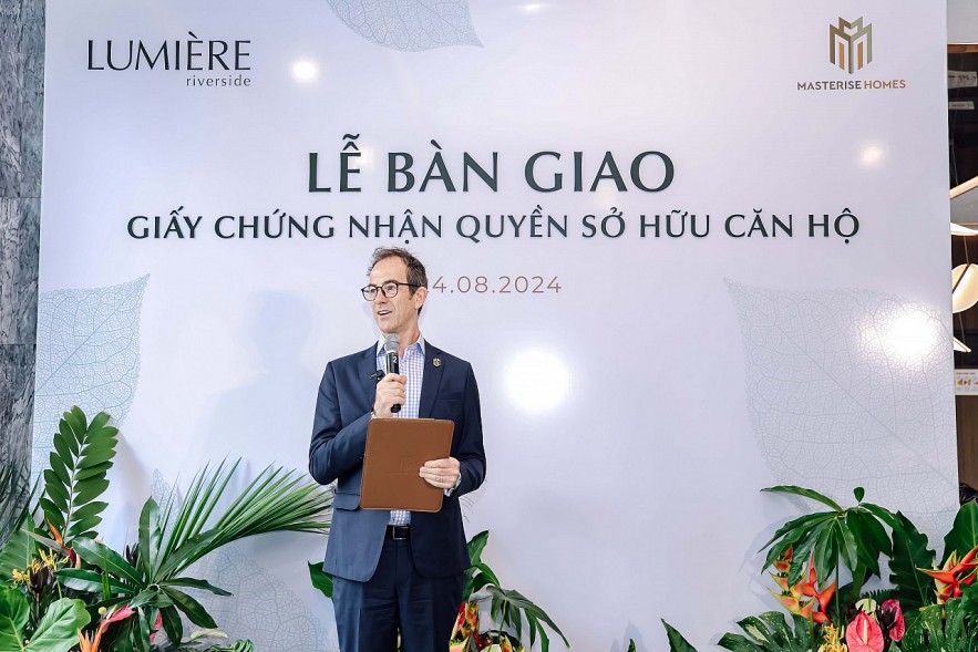 Masterise Homes bàn giao 'sổ hồng' cho cư dân LUMIÈRE riverside theo đúng cam kết