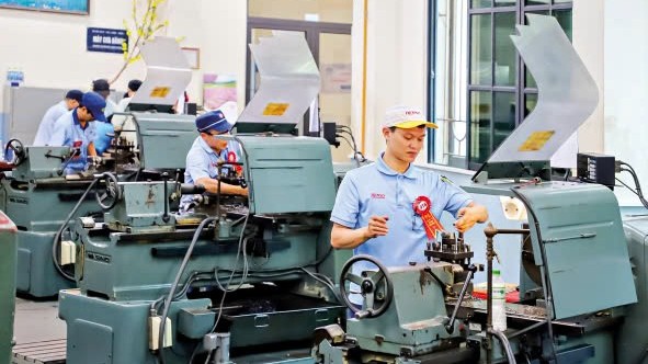 Chính sách tài khóa giữ vai trò chủ lực, “mở rộng có chọn lọc”