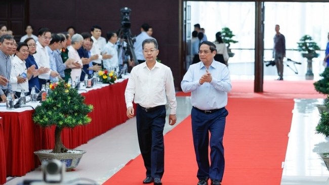 Thủ tướng chủ trì Hội nghị toàn quốc nâng cao hiệu quả cung cấp và sử dụng dịch vụ công trực tuyến