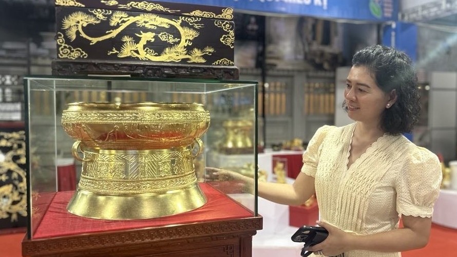 Hà Nội: Khai mạc mạng lưới liên kết sản xuất và tiêu dùng gốm sứ năm 2024
