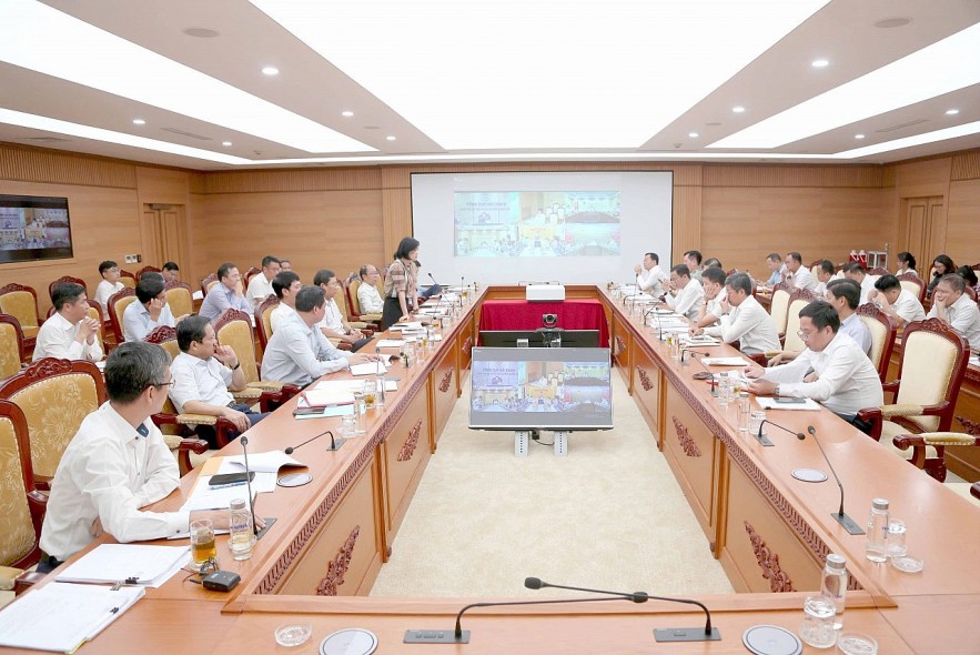 Phấn đấu thu ngân sách nhà nước vượt trên 10% dự toán năm 2024 Phấn đấu thu ngân sách nhà nước vượt trên 10% dự toán năm 2024