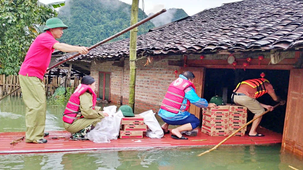 Đã hỗ trợ đến các địa phương bị thiệt hại do bão lũ 1.035 tỷ đồng