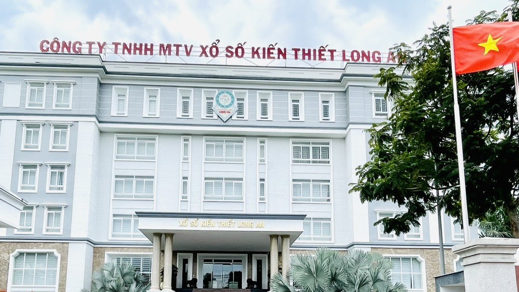 Xoay quanh các gói thầu đi học tập kinh nghiệm nước ngoài, Xổ số kiến thiết Long An nói gì?