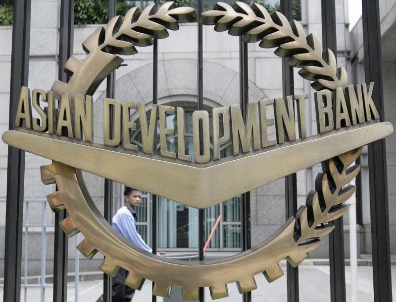 ADB giữ nguyên dự báo tăng trưởng cho khu vực châu Á đang phát triển