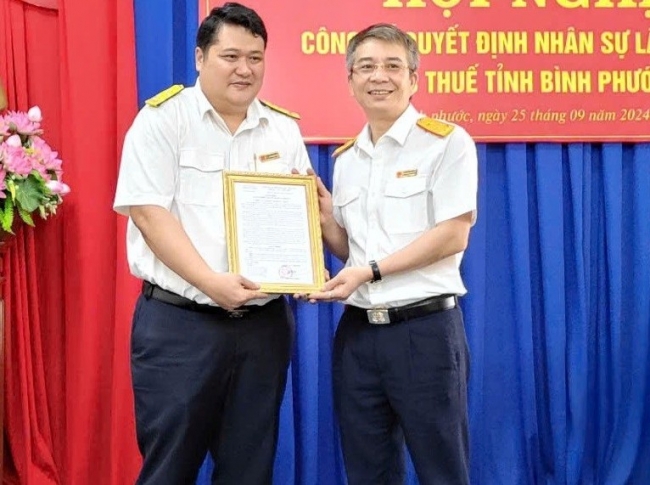 Ông Tạ Hoàng Giang được bổ nhiệm giữ chức Phó Cục trưởng Cục Thuế tỉnh Bình Phước