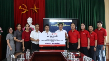 Quỹ Tâm Tài Việt trao 200 triệu đồng hỗ trợ 4 trường học tại Thái Bình