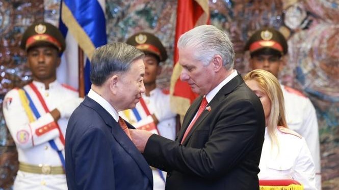 Tổng Bí thư, Chủ tịch nước Tô Lâm nhận Huân chương Jose Marti