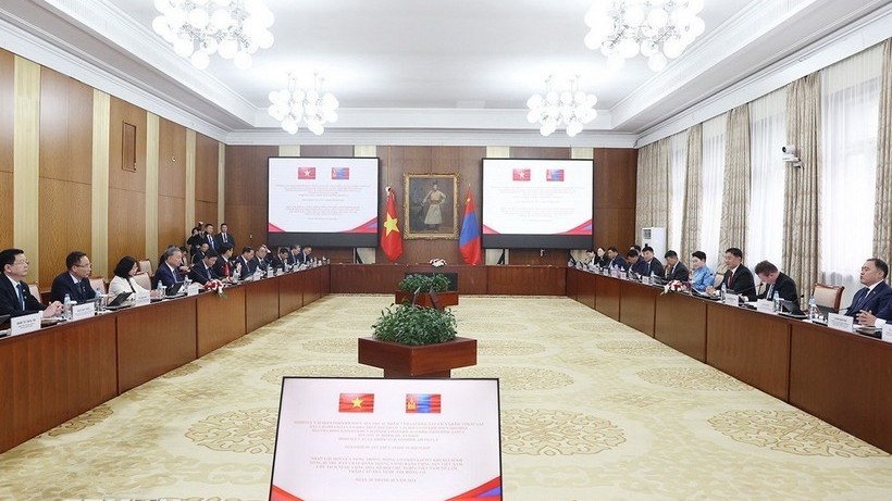 Việt Nam-Mông Cổ ra Tuyên bố chung về thiết lập quan hệ Đối tác Toàn diện