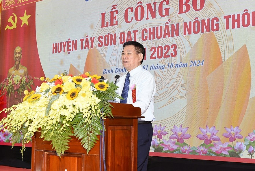 Phó Thủ tướng Hồ Đức Phớc dự Lễ công bố huyện Tây Sơn đạt chuẩn nông thôn mới năm 2023