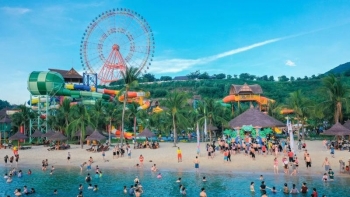 Doanh thu từ du lịch Khánh Hòa 9 tháng đạt mục tiêu cả năm