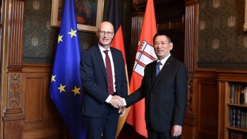 Phó Thủ tướng Hồ Đức Phớc gặp Thị trưởng Hamburg