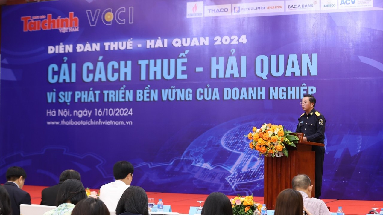 Sự đồng hành của doanh nghiệp là nhân tố quan trọng tạo nên sự phát triển của cơ quan hải quan