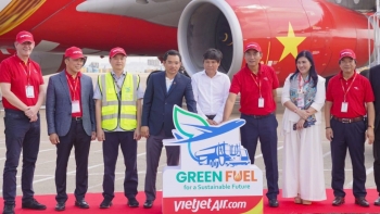 Vietjet tiên phong khai thác chuyến bay đầu tiên sử dụng nhiên liệu hàng không bền vững, giảm thải 80% carbon