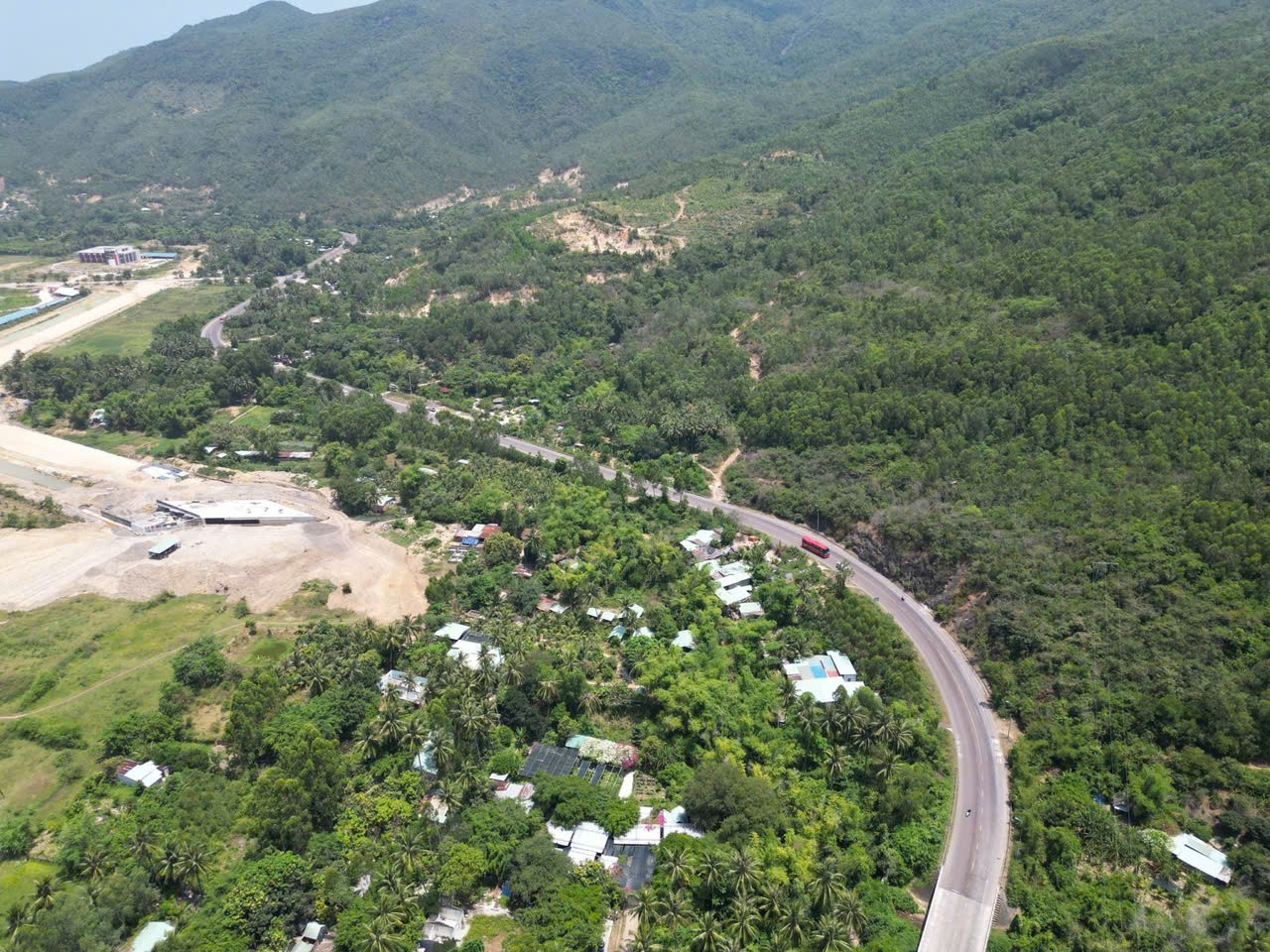 Gia Lai thu hút hơn 113 nghìn tỷ đồng vốn đầu tư trong 10 tháng năm 2025 Gia Lai thu hút hơn 113 nghìn tỷ đồng vốn đầu tư trong 10 tháng năm 2025