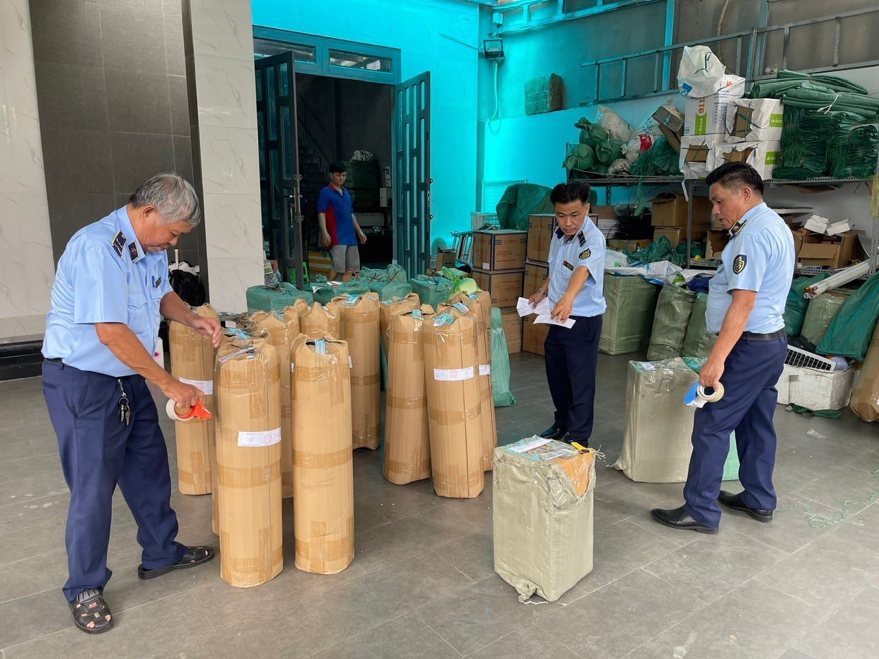 TP. Hồ Chí Minh: Cao điểm chống buôn lậu, gian lận thương mại dịp Tết Nguyên đán