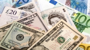 Đồng USD trên thị trường châu Á 'chao đảo' trước thềm bầu cử Tổng thống Mỹ
