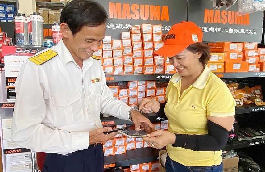 Quảng Ngãi: 11 nghìn hộ cá nhân đăng ký sử dụng eTax Mobile