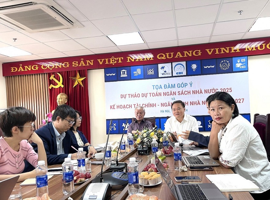 Lưu ý tới tác động của bầu cử Mỹ trong dự toán ngân sách nhà nước 2025