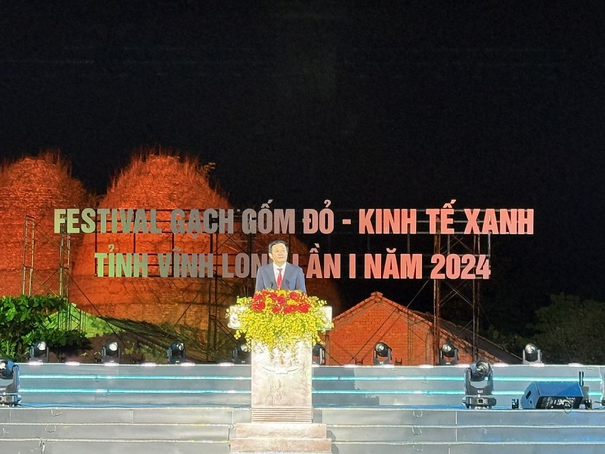 Festival Gạch Gốm Đỏ - Cơ hội để Vĩnh Long giới thiệu về một nền kinh tế xanh, bền vững