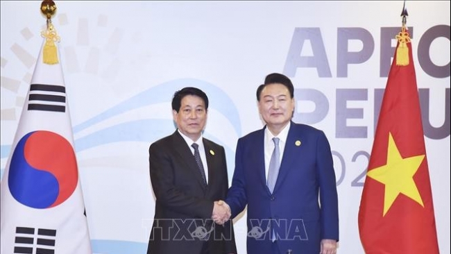 Chủ tịch nước Lương Cường hội kiến Tổng thống Hàn Quốc nhân dịp dự Tuần lễ Cấp cao APEC 2024