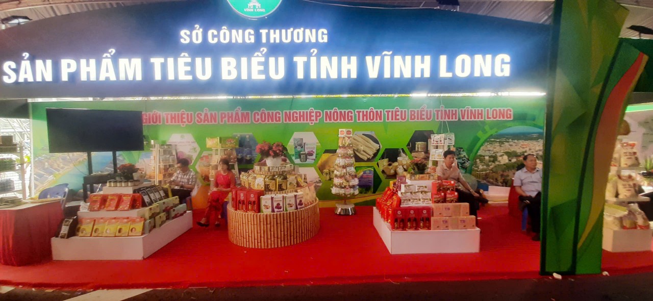 Ấn tượng những hình ảnh tại Festival Gạch Gốm Đỏ - Kinh tế Xanh tỉnh Vĩnh Long lần I năm 2024 Ấn tượng những hình ảnh tại Festival Gạch Gốm Đỏ - Kinh tế Xanh tỉnh Vĩnh Long lần I năm 2024