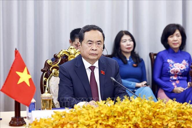 Chủ tịch Quốc hội Trần Thanh Mẫn hội đàm với Chủ tịch Quốc hội Campuchia Chú thích ảnh