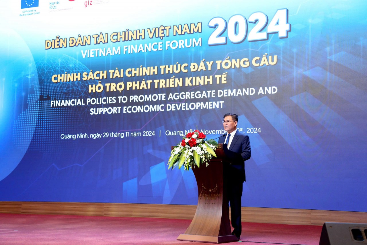 Khai mạc Diễn đàn Tài chính Việt Nam 2024 Khai mạc Diễn đàn Tài chính Việt Nam 2024