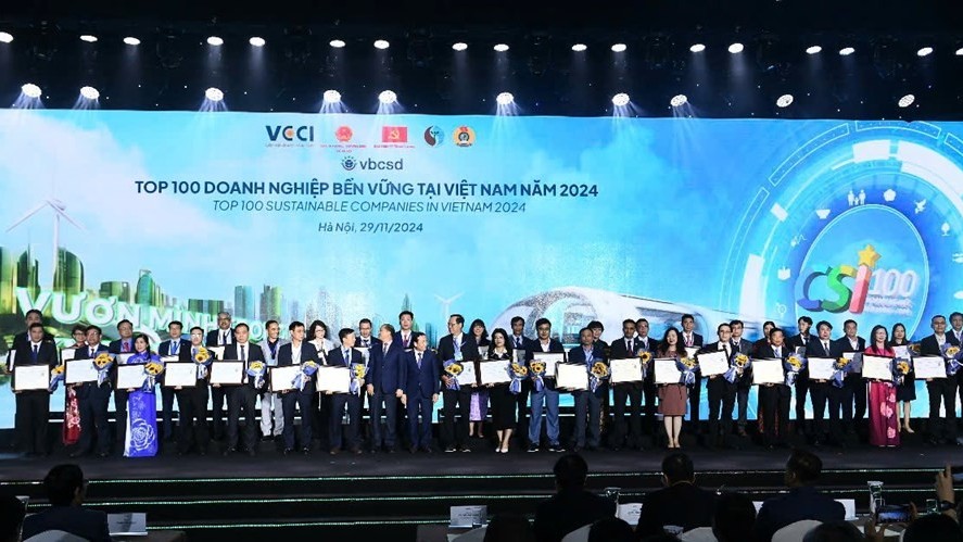 Công bố 100 doanh nghiệp bền vững tiêu biểu lĩnh vực sản xuất và thương mại, dịch vụ