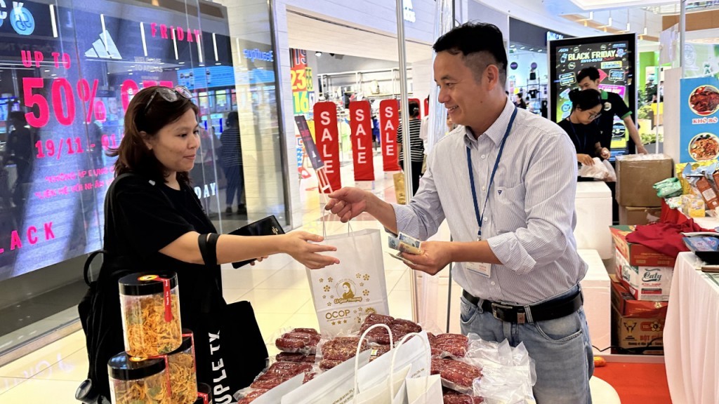 Bình Dương: Ưu tiên hỗ trợ tiêu thụ cho sản phẩm địa phương