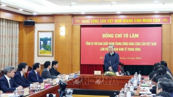Ban Kinh tế Trung ương phải hình thành một cơ quan nghiên cứu tham mưu chiến lược hàng đầu của Đảng về kinh tế - xã hội
