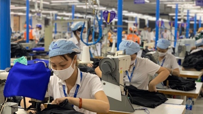 Đề xuất cách tính mức bình quân tiền lương làm căn cứ đóng bảo hiểm xã hội