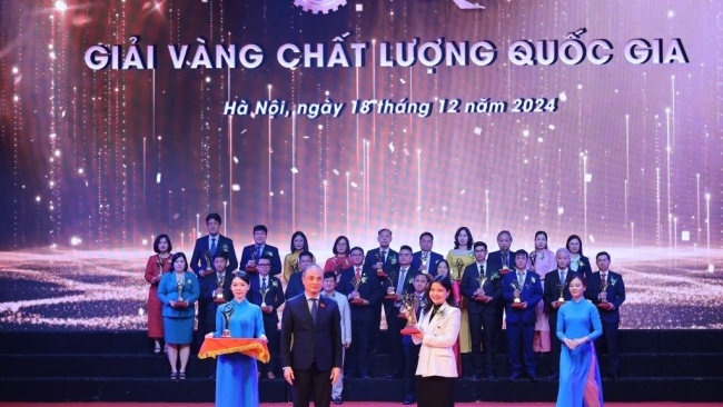 nestle viet nam vinh du don nhan giai vang chat luong quoc gia lan thu 2