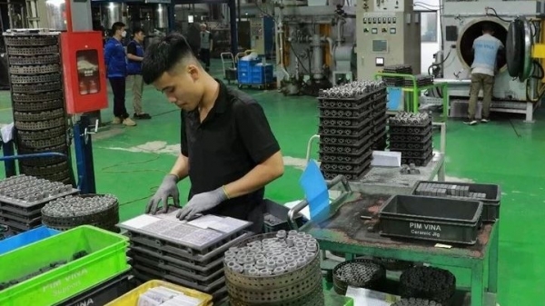 Xuất khẩu Việt Nam sang Singapore duy trì tăng trưởng