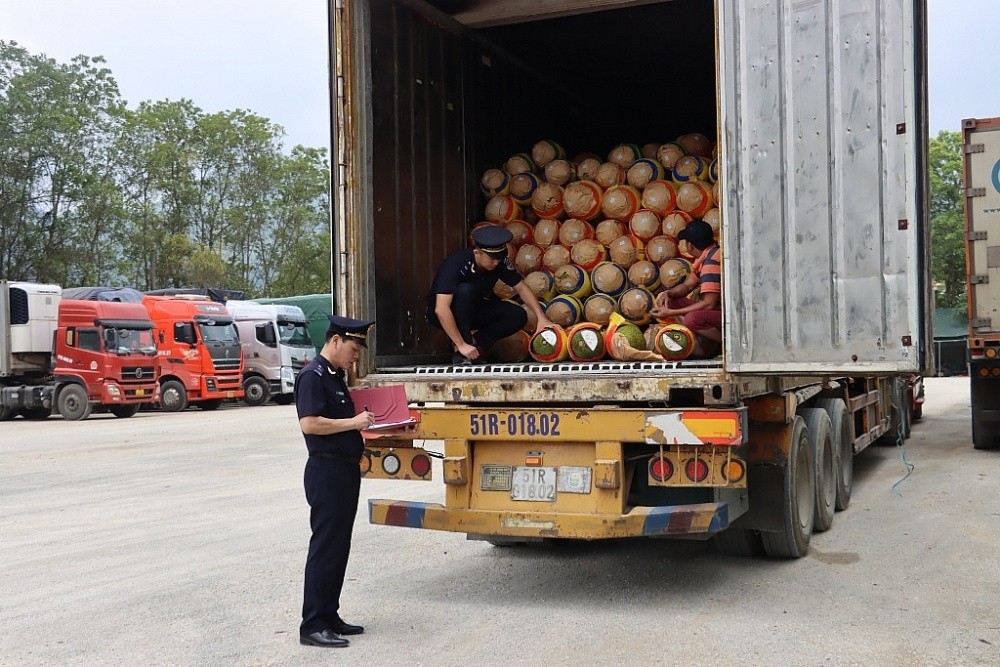 Bộ Tài chính yêu cầu tăng cường quản lý giá dịp Tết Nguyên đán Ất Tỵ