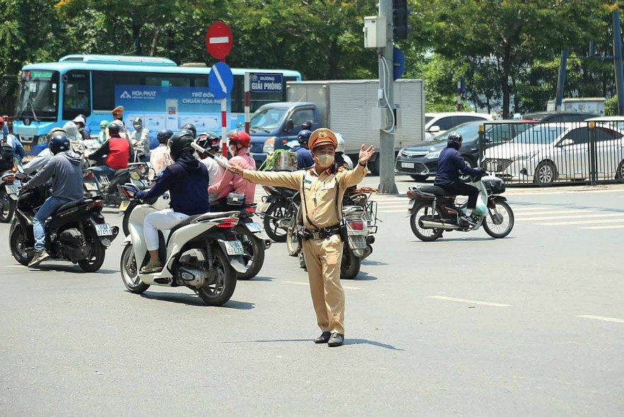 Hà Nội: Điều chỉnh giao thông trên phố Quốc Tử Giám phục vụ thi công đường sắt