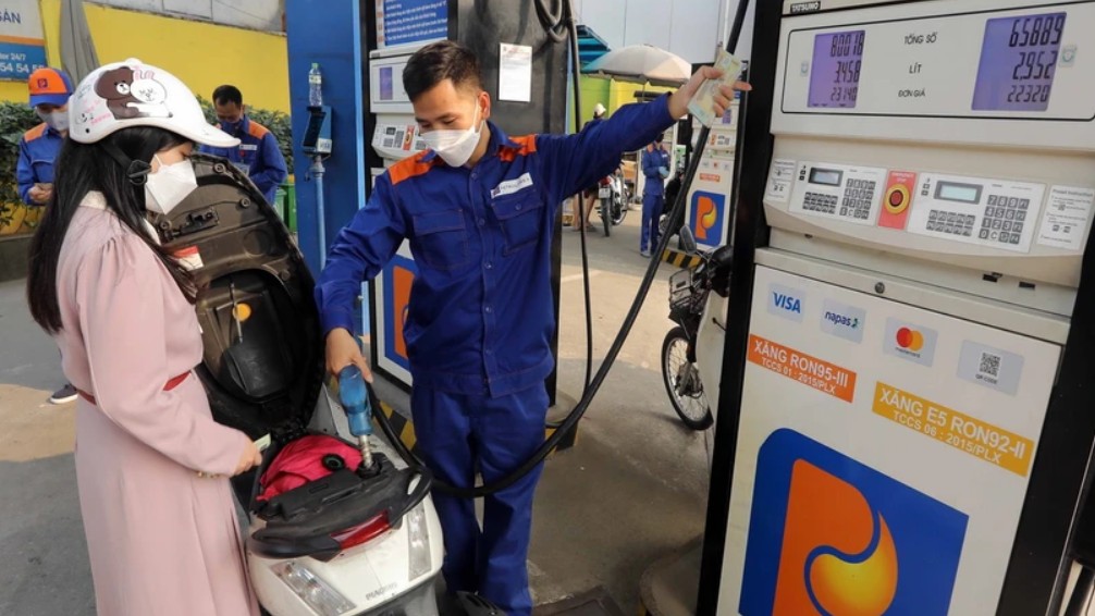 Tạo thuận lợi tối đa trong áp dụng mức thuế bảo vệ môi trường mới với xăng, dầu