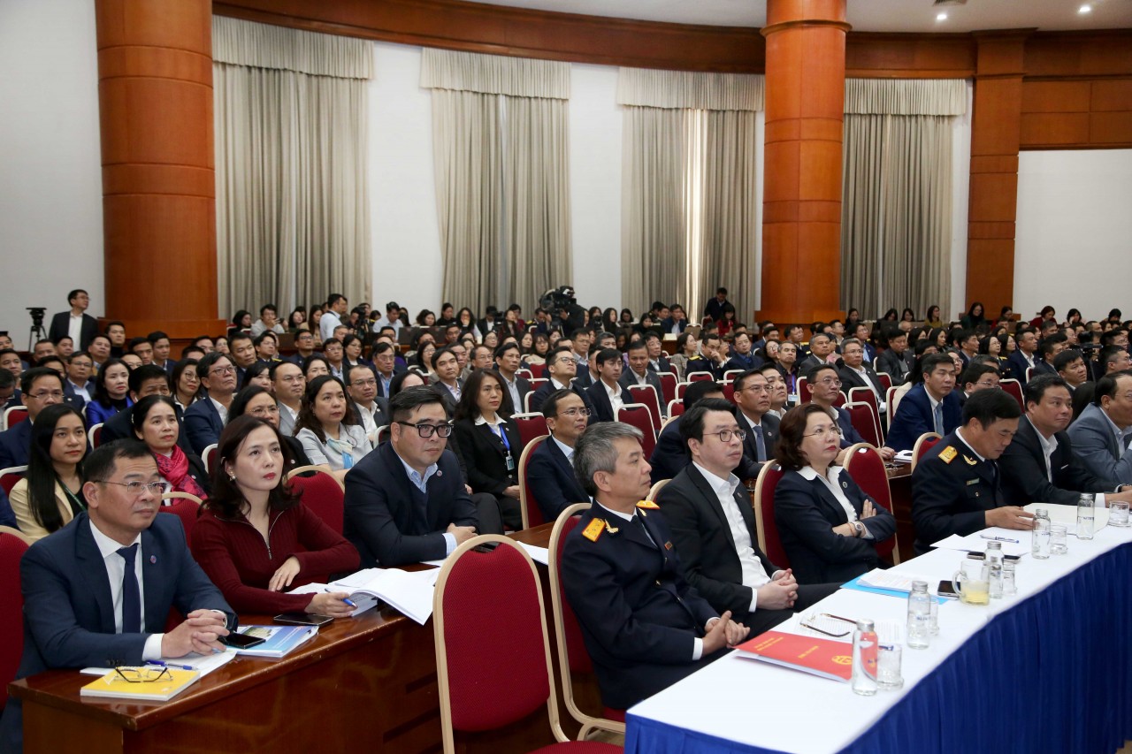 Thủ tướng Chính phủ Phạm Minh Chính dự Hội nghị triển khai nhiệm vụ tài chính - ngân sách năm 2025