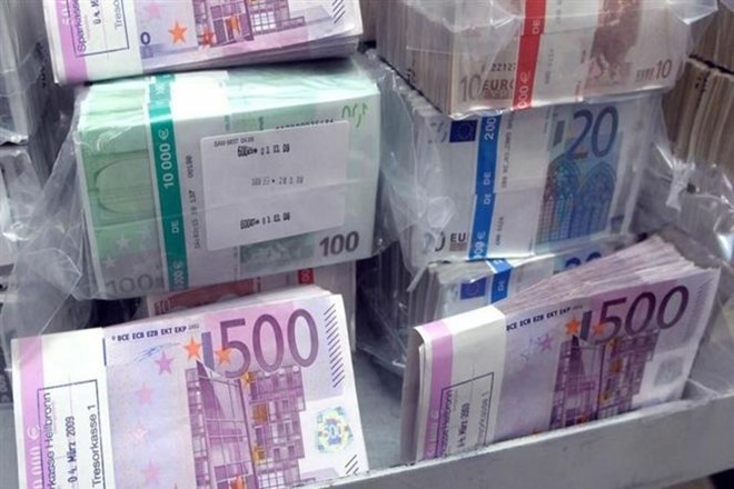 EC thu hồi khoản hỗ trợ 1,04 tỷ Euro dành cho Hungary