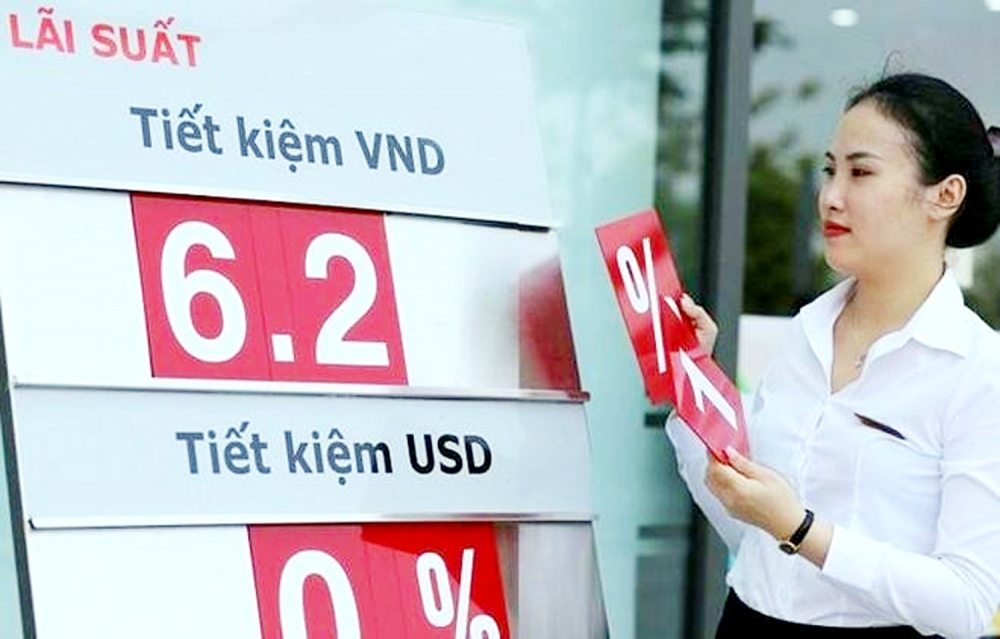 Lãi suất ngân hàng ngày 2/1/2025: Một số ngân hàng nhỏ duy trì mức lãi suất cao để thu hút khách