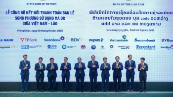 Viet Nam, Laos launch cross-border QR payment service
