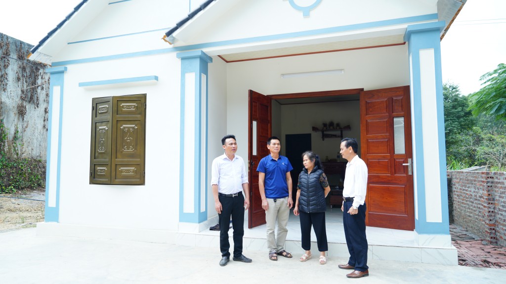 Căn nhà mới được sửa chữa của gia đình bà Ngô Thị Xịch (thôn Đồng Mơ, xã Vũ Oai, TP Hạ Long). Ảnh: Minh Yến