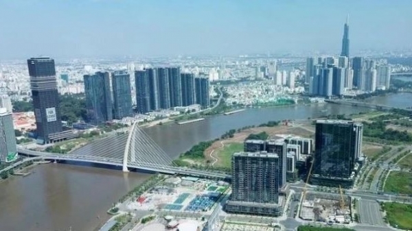 Viît Nam Ứng điểm phát triên trung tâm taại chính quốc tặc Ấo Ḭ Mỉ Thại Lan
